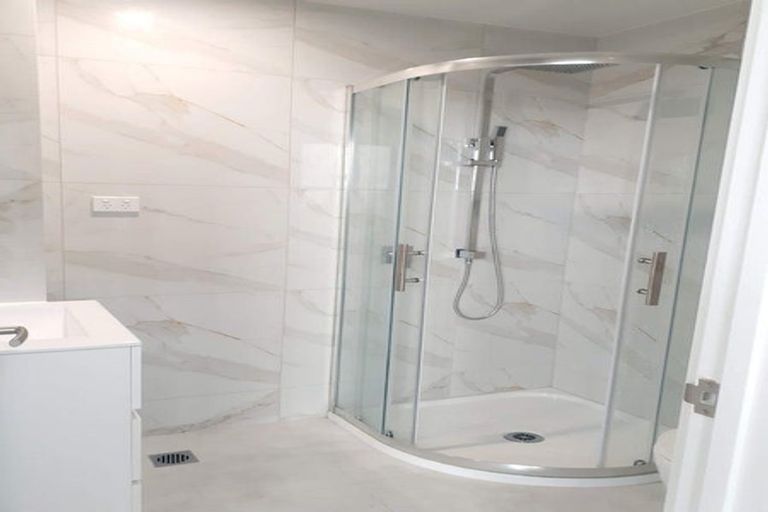 Photo of property in 16 Karoro Road, Flat Bush, Auckland, 2019