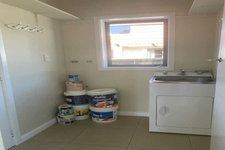 Photo of property in 43 Blankney Street, Hornby, Christchurch, 8042