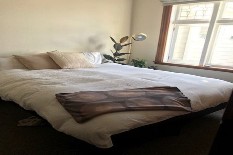 Photo of property in 4 Ferguson Street, Newtown, Wellington, 6021