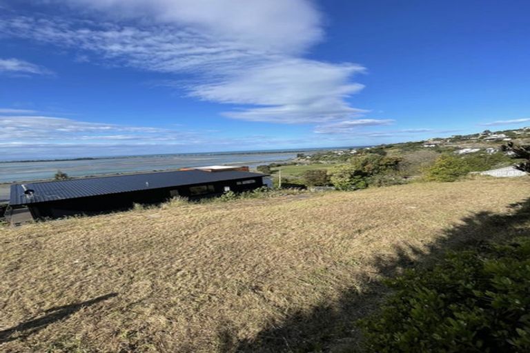 Photo of property in 1/28 Maffeys Road, Mount Pleasant, Christchurch, 8081