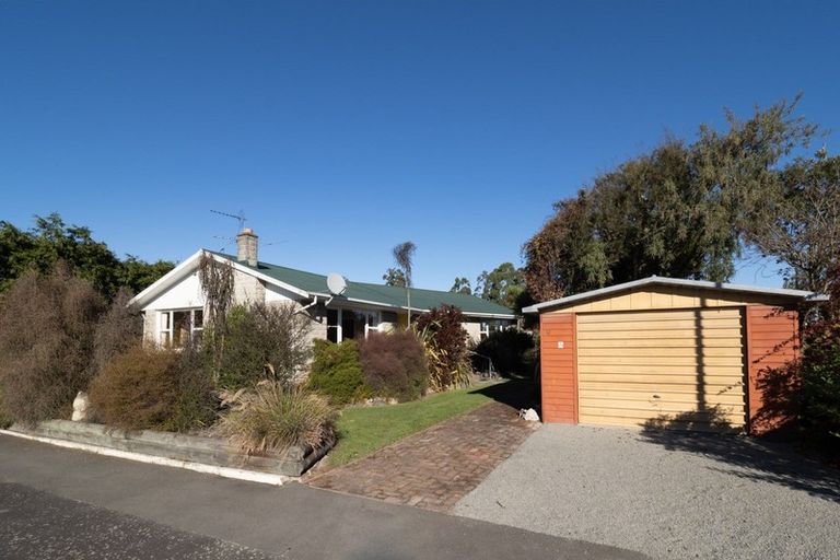 Photo of property in 52 Johnstone Street, Tinwald, Ashburton, 7700