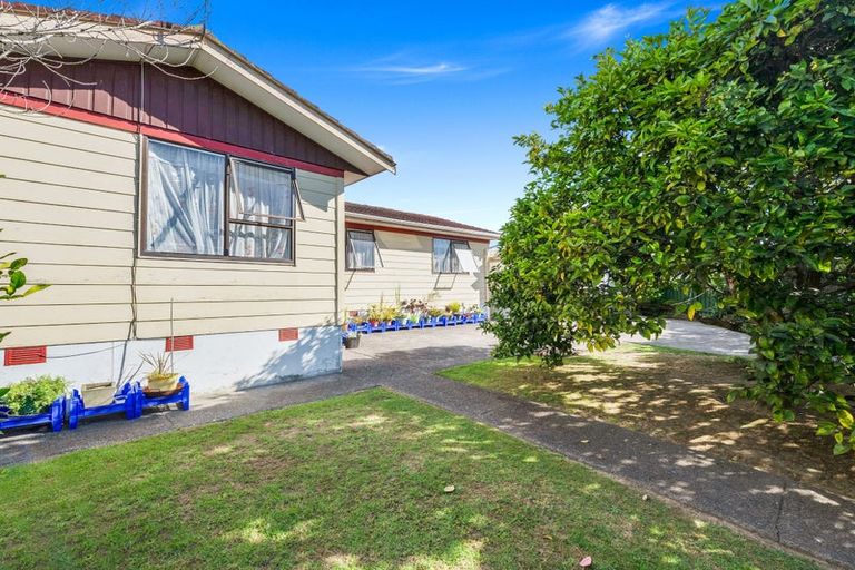 Photo of property in 5 Treviso Place, Clover Park, Auckland, 2023