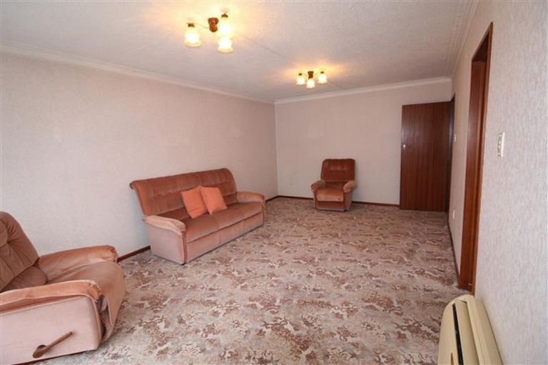 Photo of property in 10b Queen Street, Brighton, Dunedin, 9035