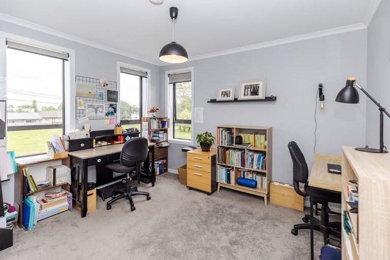 Photo of property in 2/2 Shakespeare Avenue, Enderley, Hamilton, 3214