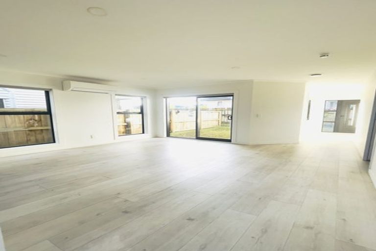 Photo of property in 21b Awatere Street, Clover Park, Auckland, 2023