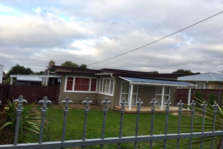 Photo of property in 45 Beatty Road, Pukekohe, 2120