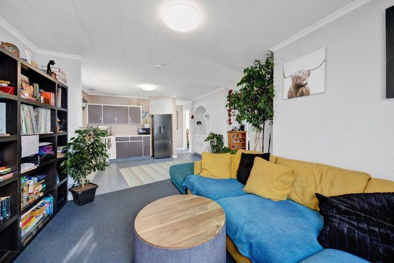 Photo of property in 7 George Street, Eltham, 4322