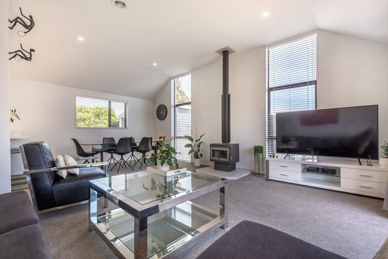 Photo of property in 1/1132 West Coast Road, West Melton, Christchurch, 7676