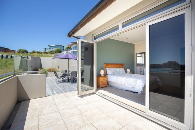 Photo of property in 17 Torlesse Drive, Kaiteriteri, Motueka, 7197