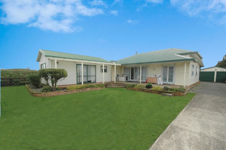 Photo of property in 241 Bremner Road, Karaka, Papakura, 2113