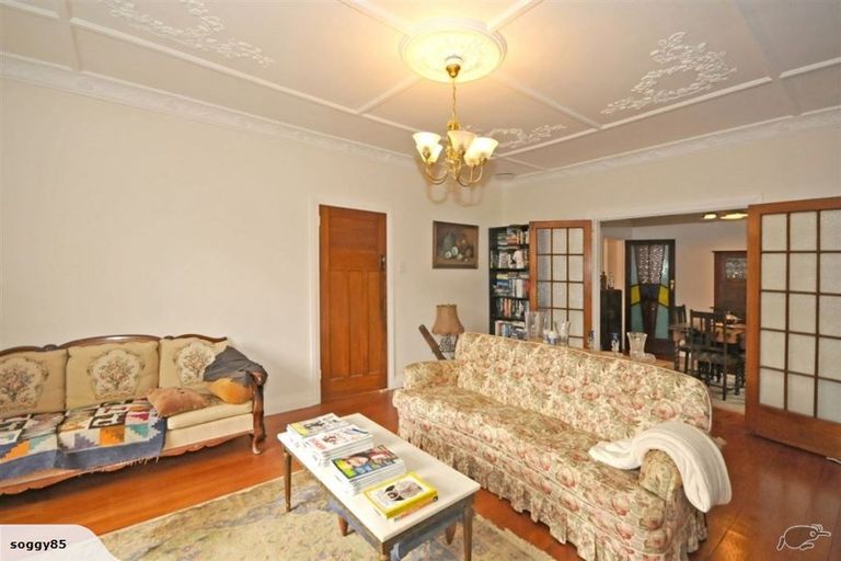 Photo of property in 343 Karori Road, Karori, Wellington, 6012