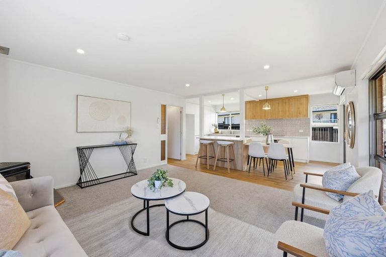 Photo of property in 34b Majesty Place, Half Moon Bay, Auckland, 2012