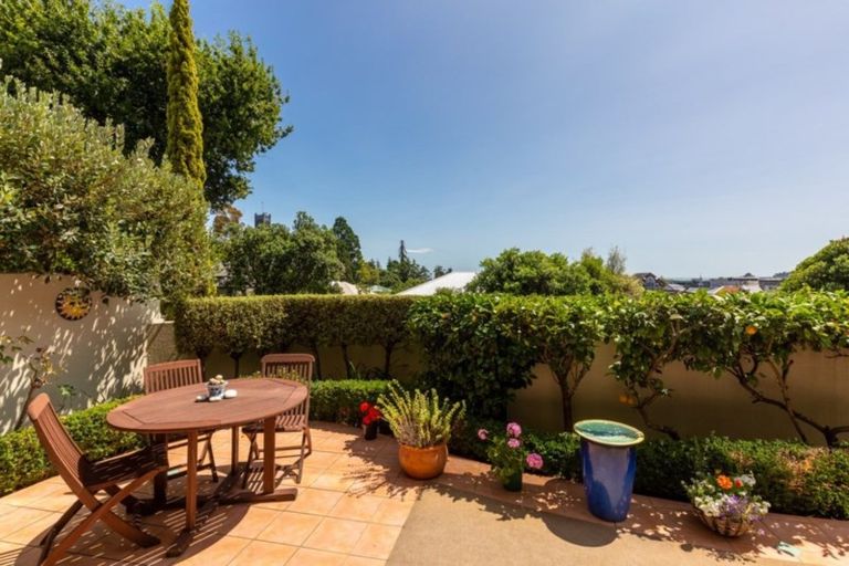 Photo of property in 6/27 Shelbourne Street, Nelson, 7010