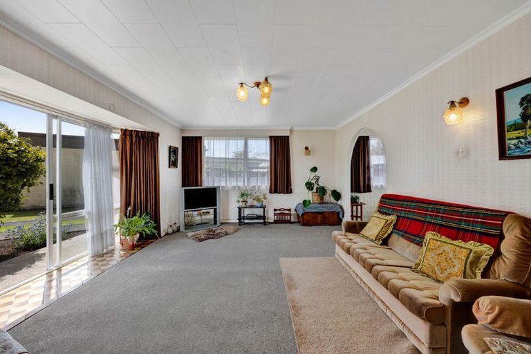 Photo of property in 3 Caesar Street, Stratford, 4332