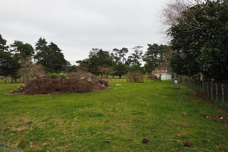 Photo of property in 42 Mangahao Road, Shannon, Palmerston North, 4474