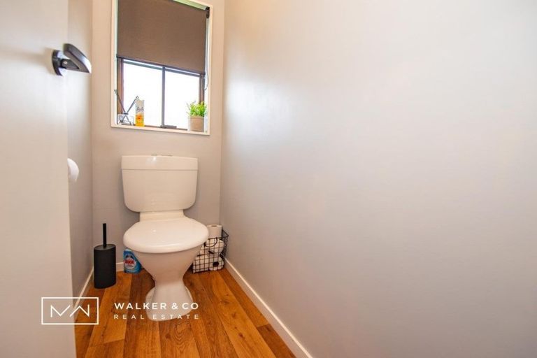 Photo of property in 172 Akatarawa Road, Birchville, Upper Hutt, 5018