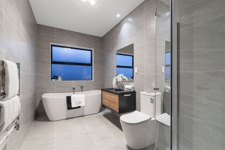 Photo of property in 9 Balthazar Road, Kumeu, 0810