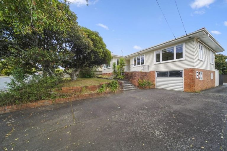 Photo of property in 1/59 Halver Road, Hillpark, Auckland, 2102