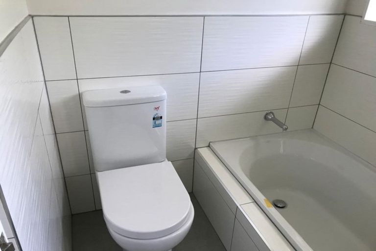 Photo of property in 13 Indiana Grove, Totara Park, Upper Hutt, 5018