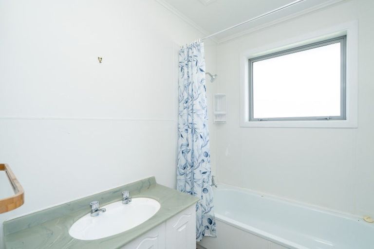 Photo of property in 29 Harvey Street, Grasmere, Invercargill, 9810