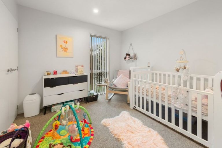 Photo of property in 39 Battalion Drive, Papakura, 2110