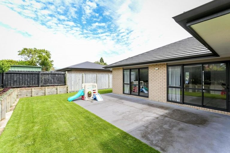 Photo of property in 5 Market Lane, Westown, New Plymouth, 4310