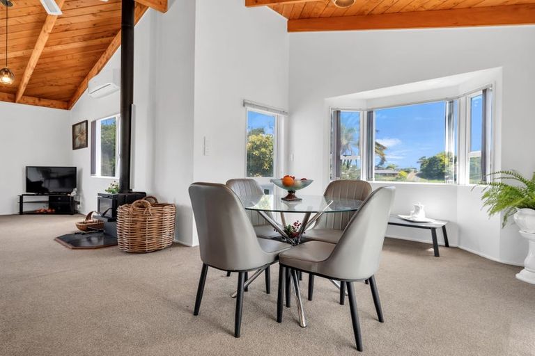 Photo of property in 53a Kitchener Road, Waiuku, 2123