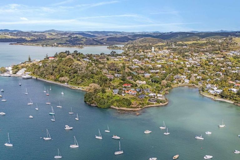 Photo of property in 35 Colonel Mould Drive, Mangonui, 0420