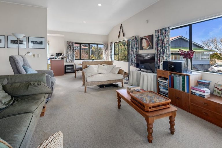 Photo of property in 6 Old Onerahi Road, Onerahi, Whangarei, 0110