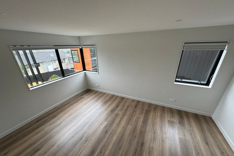 Photo of property in 19 Windy Ridge Road, Glenfield, Auckland, 0629