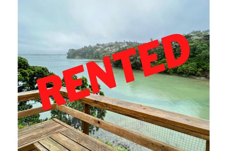 Photo of property in 109 Island Bay Road, Beach Haven, Auckland, 0626