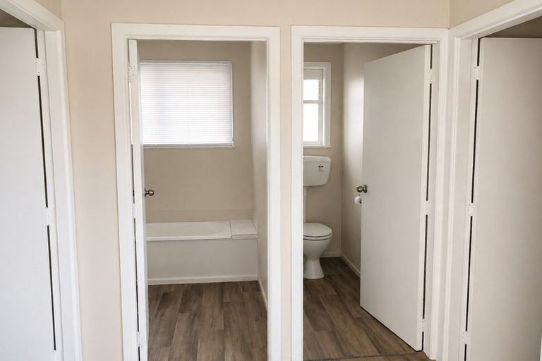 Photo of property in 28 Birdwood Road, Pukekohe, 2120