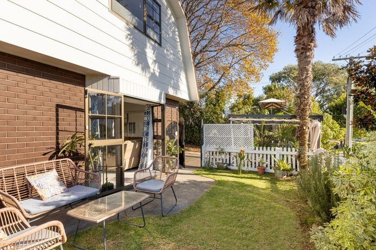 Photo of property in 118a Sutherland Road, Brookfield, Tauranga, 3110