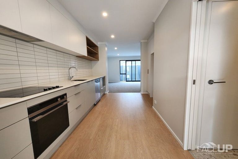 Photo of property in 19 Hema Road, Hobsonville, Auckland, 0616