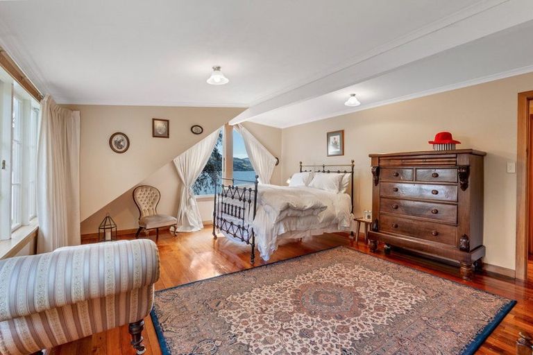 Photo of property in 1 Howard Street, Macandrew Bay, Dunedin, 9014