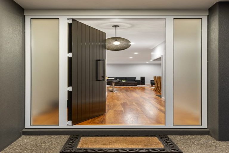 Photo of property in 8 Benmore Crescent, Pyes Pa, Tauranga, 3112