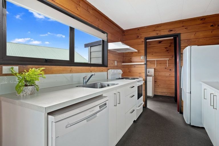 Photo of property in 14 Gavan Street, Cromwell, 9310