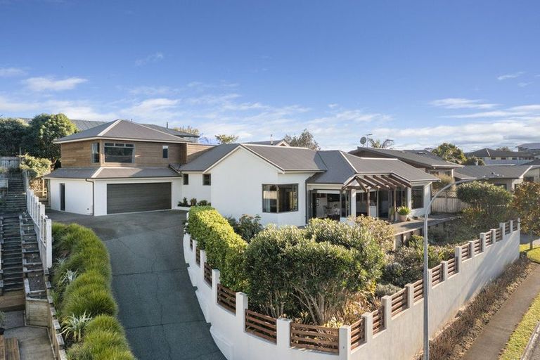 Photo of property in 4 Kororako Grove, Whalers Gate, New Plymouth, 4310
