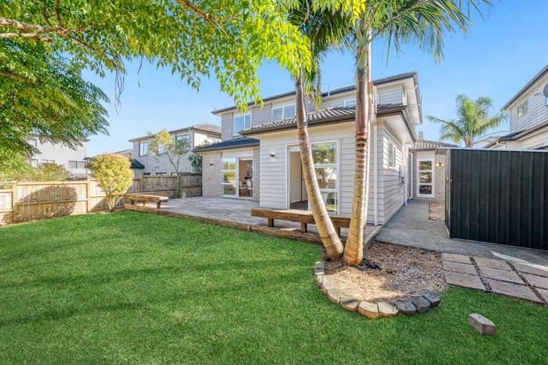 Photo of property in 24 Castlederg Drive, Flat Bush, Auckland, 2019