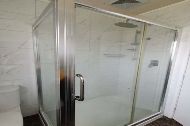 Photo of property in 14 Tango Place, Henderson, Auckland, 0610