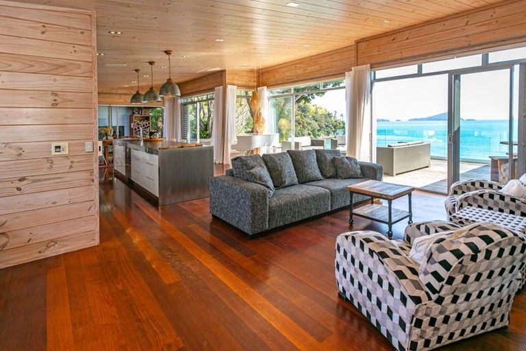 Photo of property in 2999 Long Bay Road, Wyuna Bay, Coromandel, 3581