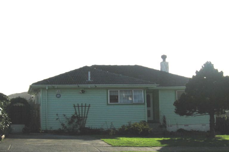 Photo of property in 53 Castor Crescent, Cannons Creek, Porirua, 5024