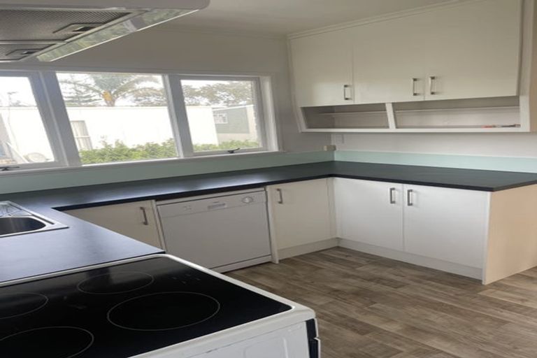 Photo of property in 4/24 Inverness Road, Browns Bay, Auckland, 0630