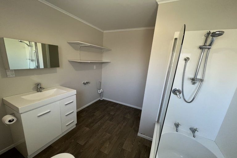 Photo of property in 30 Botanical Road, Takaro, Palmerston North, 4412