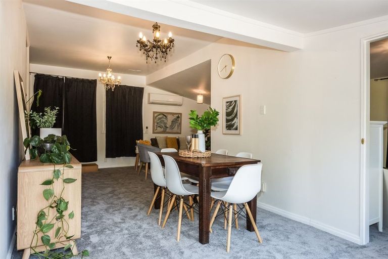 Photo of property in 1/45 Airlie Road, Plimmerton, Porirua, 5026