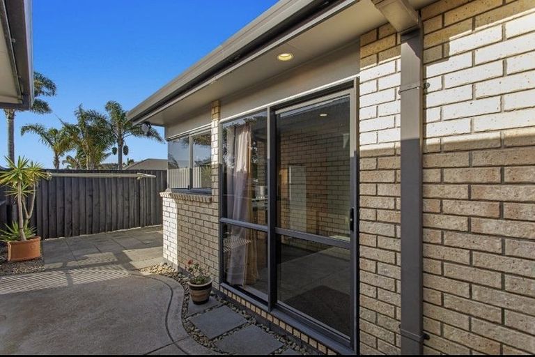 Photo of property in 2 Marchignal Street, Coastlands, Whakatane, 3120