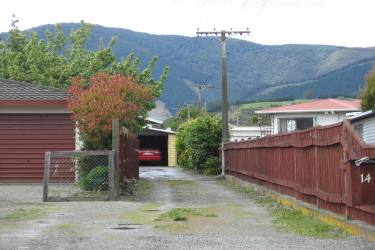 Photo of property in 14 Durham Street, Stoke, Nelson, 7011