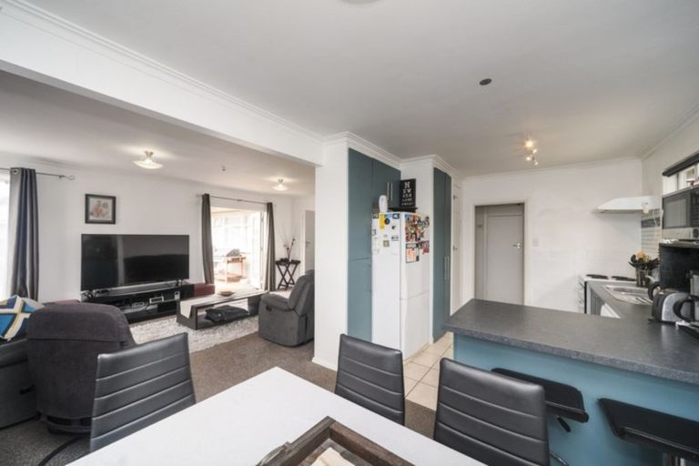 Photo of property in 235 Vogel Street, Roslyn, Palmerston North, 4414