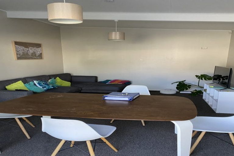 Photo of property in 2/804 Miller Street, Hastings, 4122