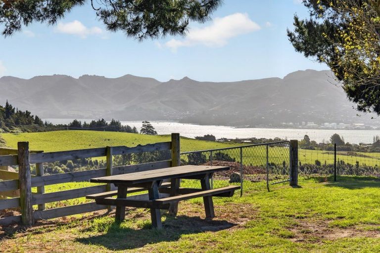 Photo of property in 2 Mount Herbert Peak Road, Diamond Harbour, 8972